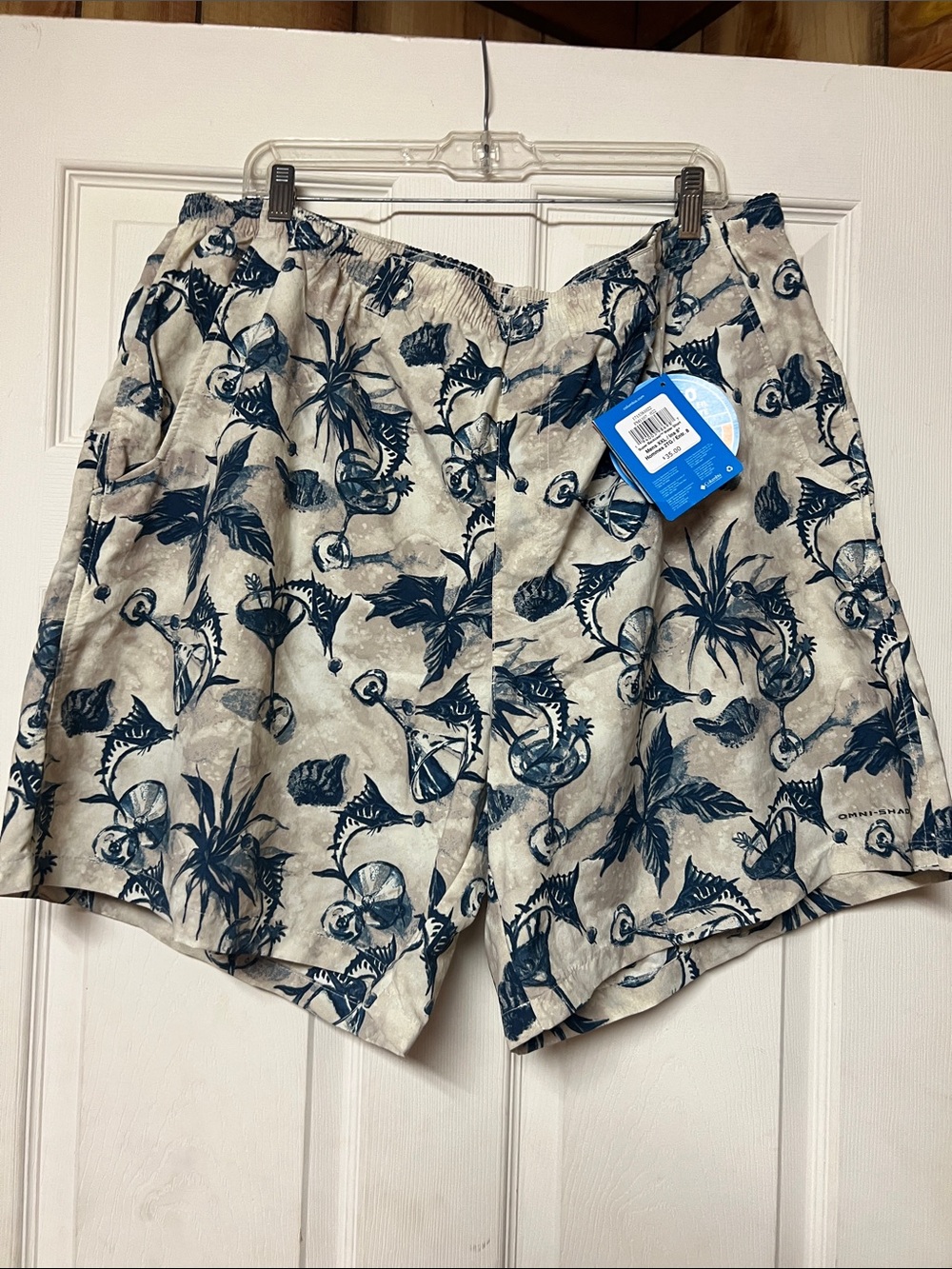 Mens nwt XXL Columbia UPF 50 Tan and Navy Tropical Swim Shorts